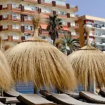 Suitur Frente A La Playa * فوينخيرولا