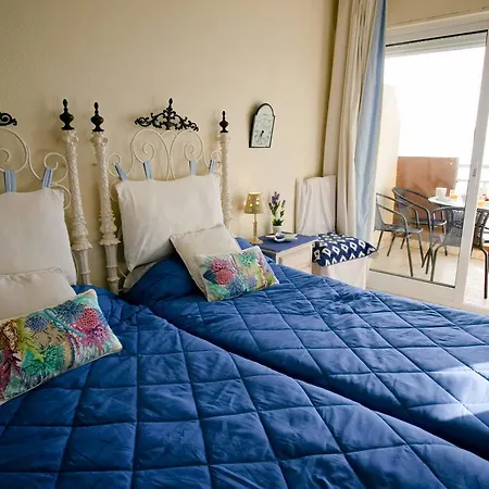 Suitur Frente A La Playa Fuengirola