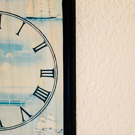 Suitur Frente A La Playa *